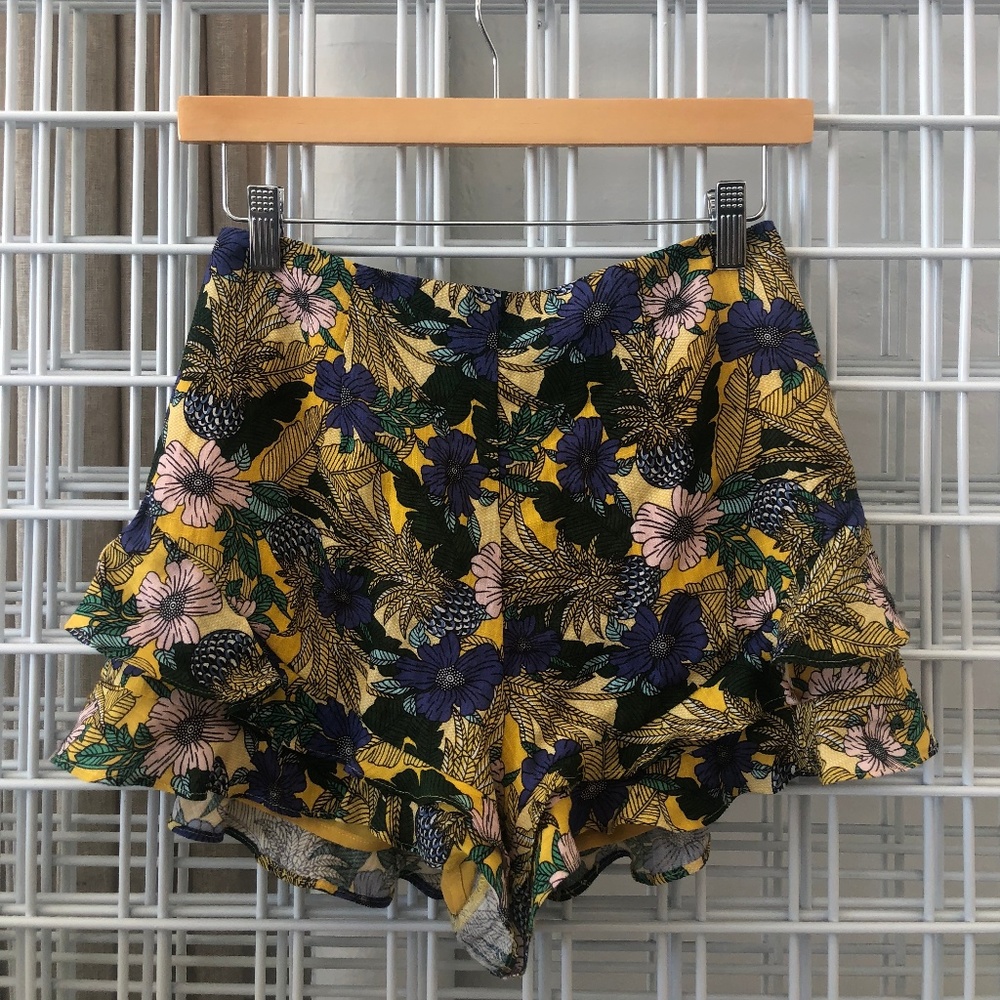 Lost + Wander Floral Shorts